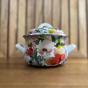 Brand New Crofton 1 Quart Mini Dutch Oven / Casserole Pot - Bright Floral Enamel